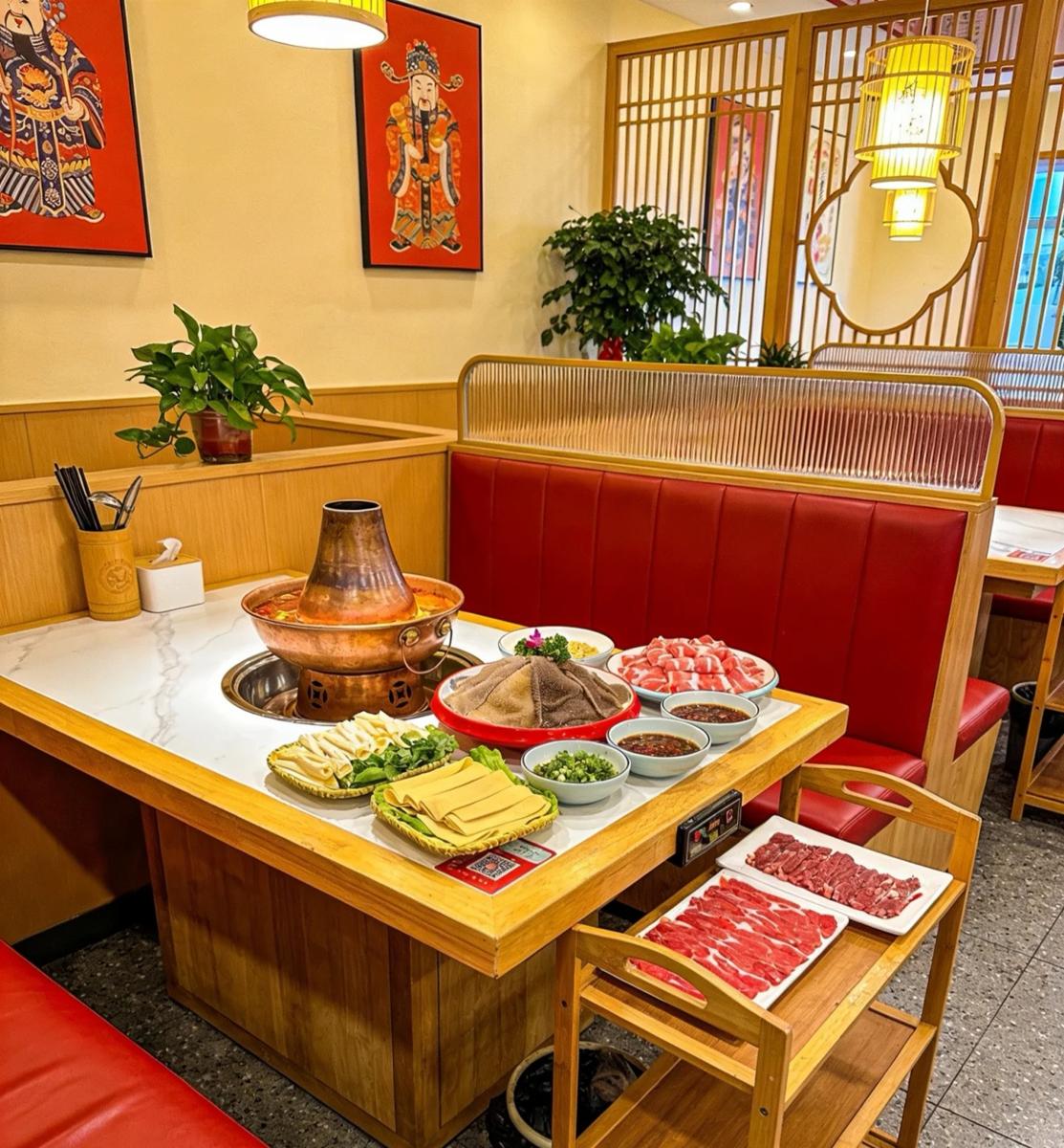 双流区岳月红冷锅串串店
